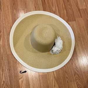 Chic Tan and White Wide Brim Hat with Floral Detail by Nine West